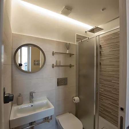 Unexpected - Spacious Modern *