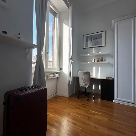 Unexpected - Spacious Modern Apartment Rome